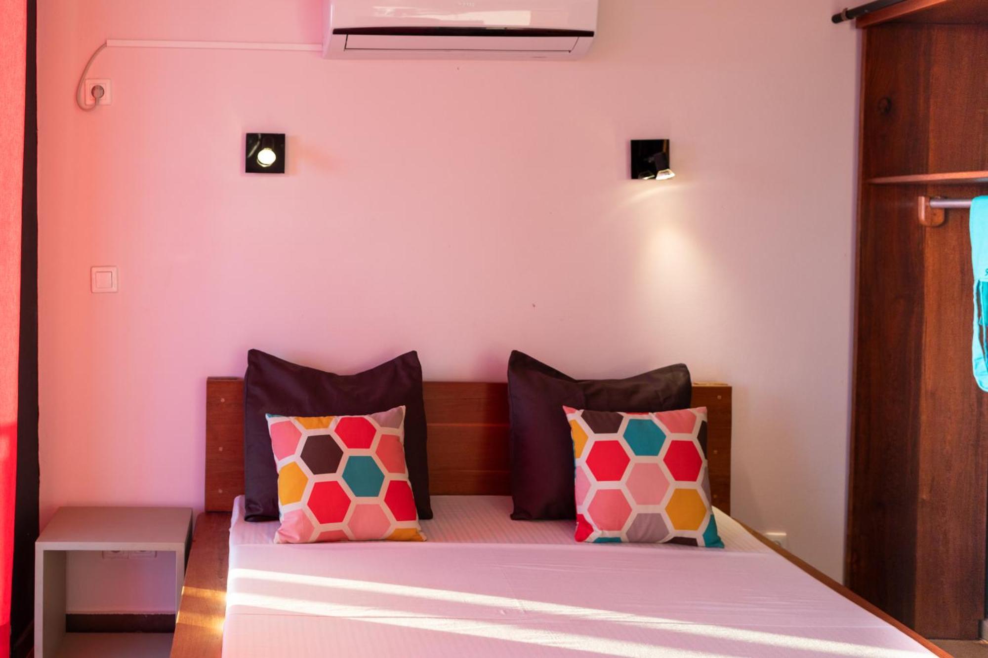 Hotel Villa Les Orchidees Ambatoloaka  Bagian luar foto