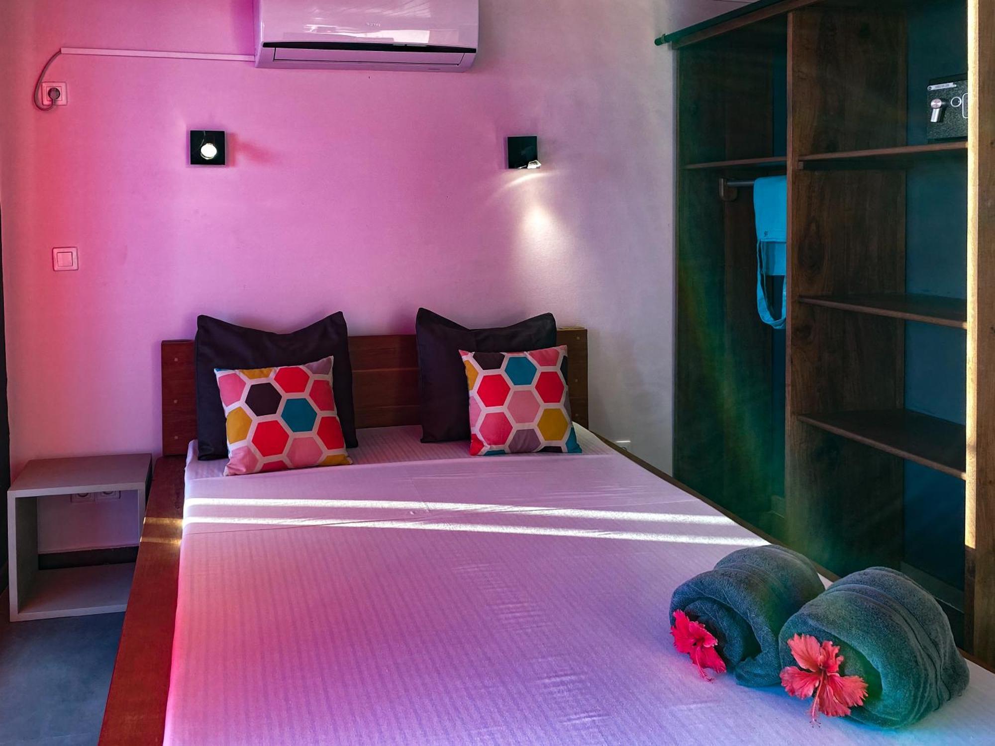 Hotel Villa Les Orchidees Ambatoloaka  Bagian luar foto